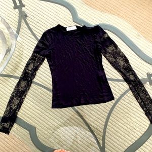 Lace sleeve shirt